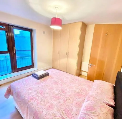 2 Bed In Centre アパート *